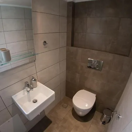 Spacious Apartment Next To Hilton Athens Apartment *